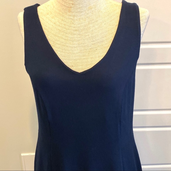 Dex Navy Blue V-neck Slip on Sleeveless Dress - Picture 2 of 10